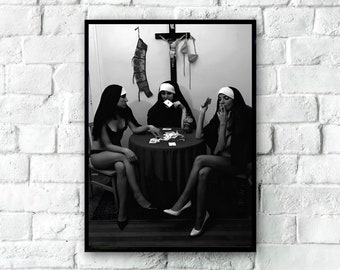Impresión de fotos de monjas fumadoras, cartel de cigarrillos de monjas, cigarrillos de mujeres vintage, arte extraño extraño, foto de monjas fumadoras en blanco y negro, hábito de monja
