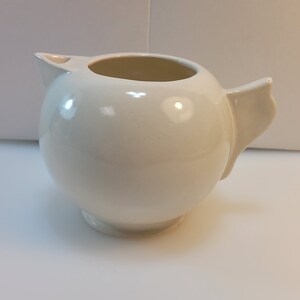 Vintage Art Deco Porcelain Creamer Round White 3 x 5&#39;&#39;