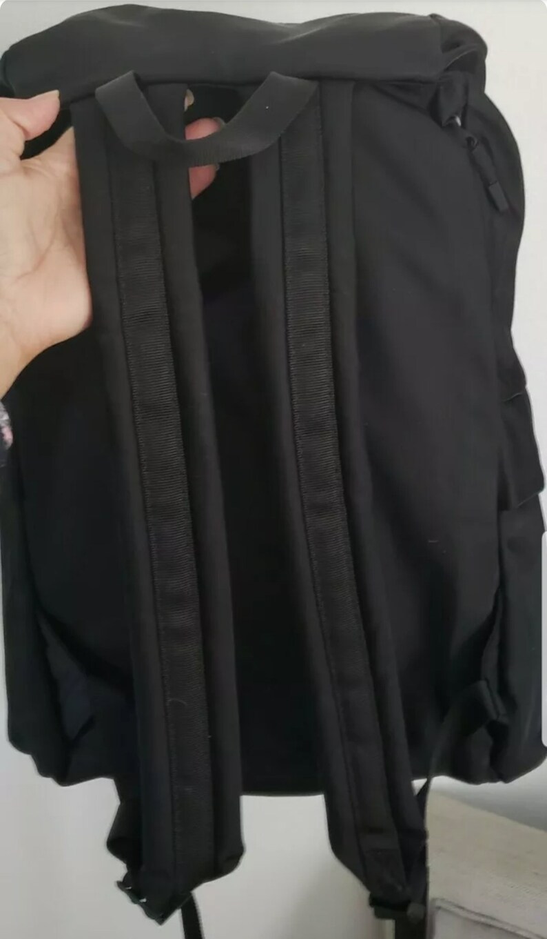 lululemon on my level backpack