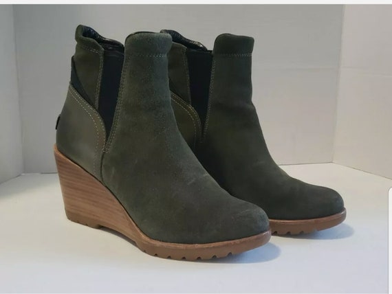 Sorel After Hours Chelsea Wedge Suede 