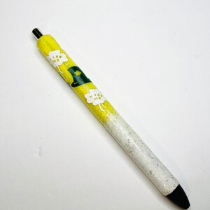 1  x Novelty Pen lucky Irish Leprechaun pen black biro insert 