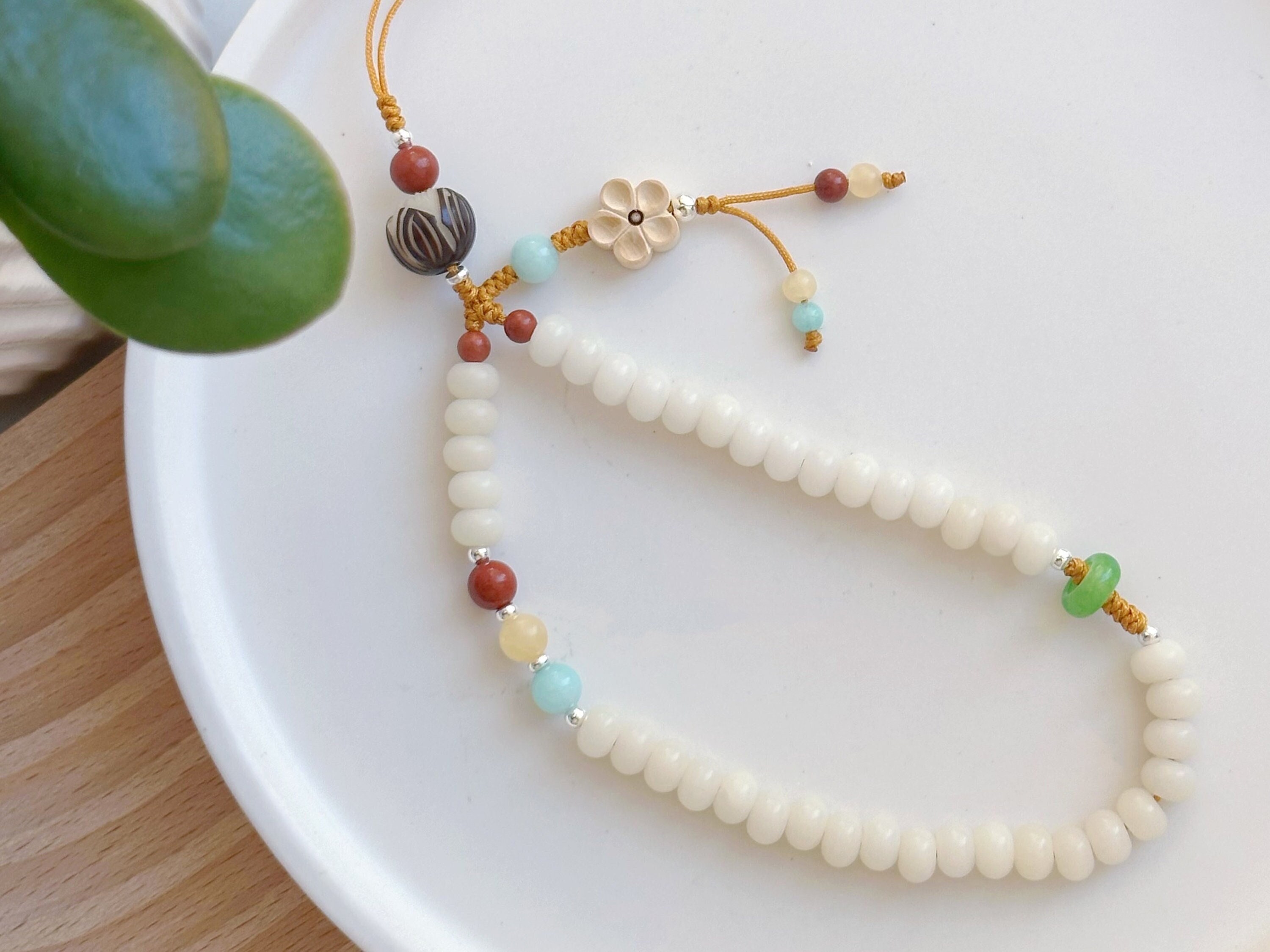 Phone Strap, Natural White Bodhi Root Bead Phone Chain, Carving Flower Charm Phone Lanyard, Healing Energy Meditation Bracelet, Gift for Her