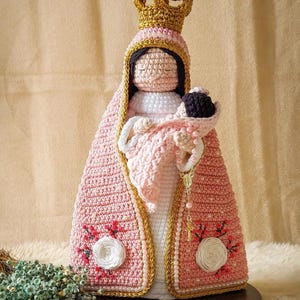 Handmade Crochet Virgin Mary and Baby Jesus Doll,Catholic Religious Amigurumi Gift,Personalized Baptism Decor, Christian Keepsake for Prayer