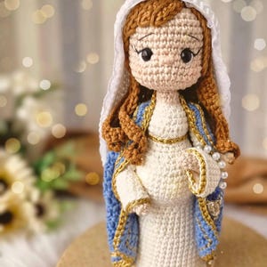 Handmade Crochet Virgin Mary Doll,Catholic Amigurumi Marian Figure with Rosary,Blue Cape,Personal Religiou Gift Baby Baptism,Prayer,Keepsake