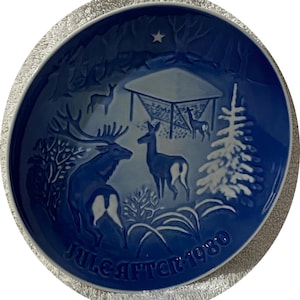Furgy - BING GRONDAHL SET - Royal Copenhagen Denmark - Jule Aften - 1980 - &quot;Christmas in the Woods&quot; - &quot;Jul i skoven&quot;