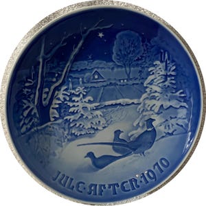 Furgy - BING GRONDAHL SET - Royal Copenhagen Denmark - Jule Aften - 1970 - &quot;Pheasants in the Snow at Christmas&quot; - &quot;Jul i skovbrynet&quot;