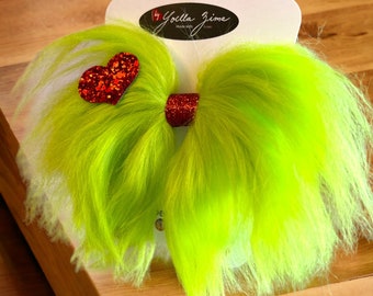Christmas hair bow, green fur hair bow, Mr. Grouch, you’re a mean one, Party hair bow, gift for girls, grumpy green, holiday hair bow