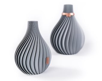 BRISM - Dune Small Vase - Sand dune look, sustainable Scandinavian modern design, organic with glass insert