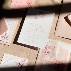 Ensemble de faire-part de mariage japonais Sakura - Design minimaliste en fleurs de cerisier, RSVP et papier vélin