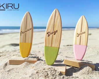 Tabla de surf en miniatura personalizable hecha a mano.