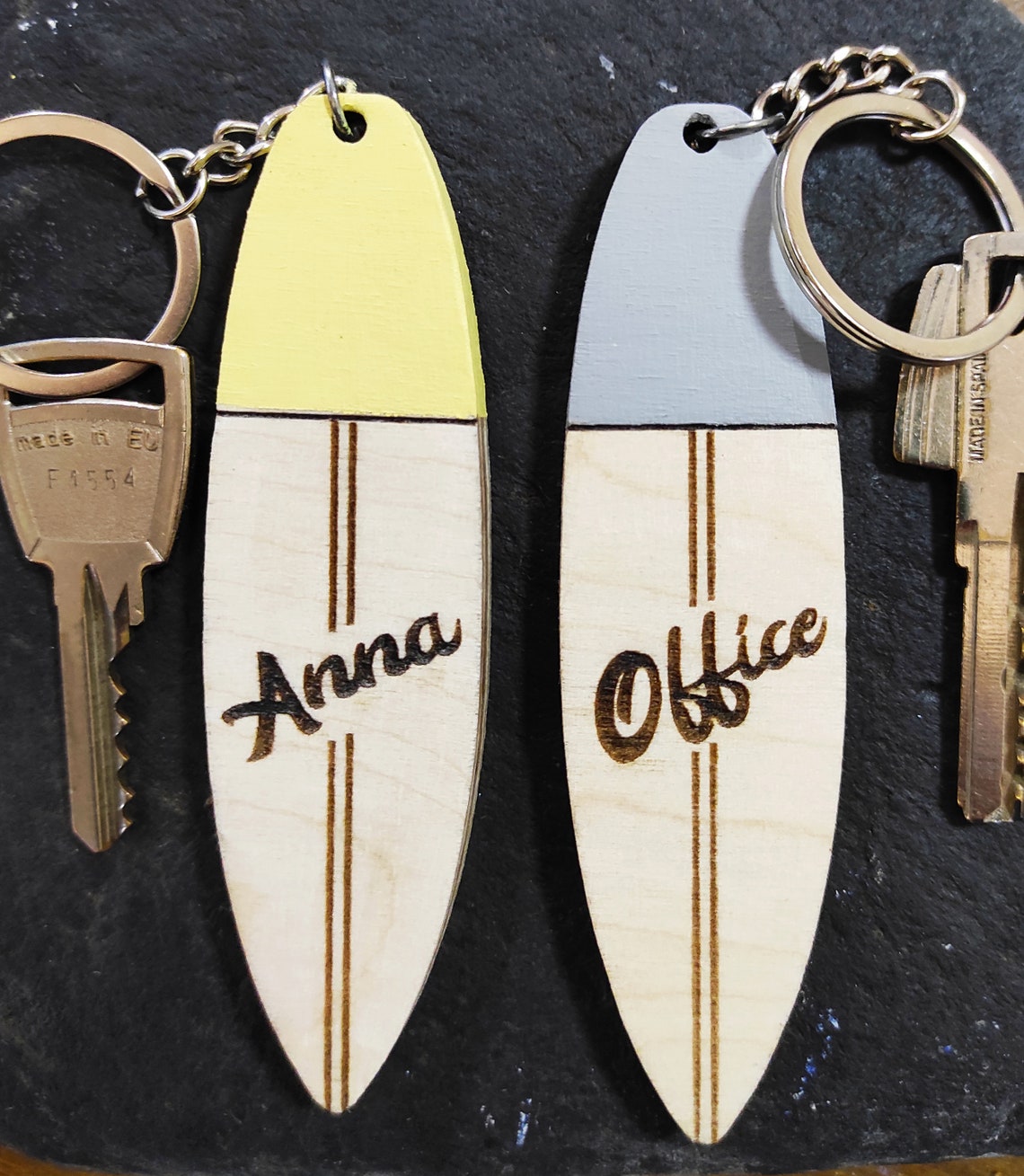 Custom Surfboard Keychain With Engraved Name Etsy