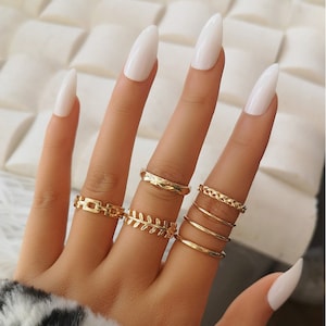 7 Piece Gold Ring Set, Layered Rings, Stackable Rings, Gold Rings, Leaf Rings, Minimalist Rings, Simple Rings, Fashion Rings, Plain Rings