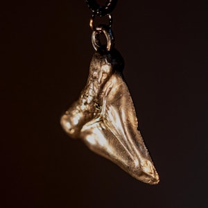 Cast pewter great white shark tooth replica pendant