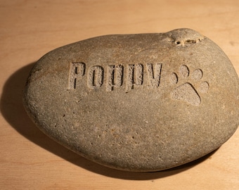 Engraved Pet Memorial Stones - Personalized pet memorial gift - engraved stone