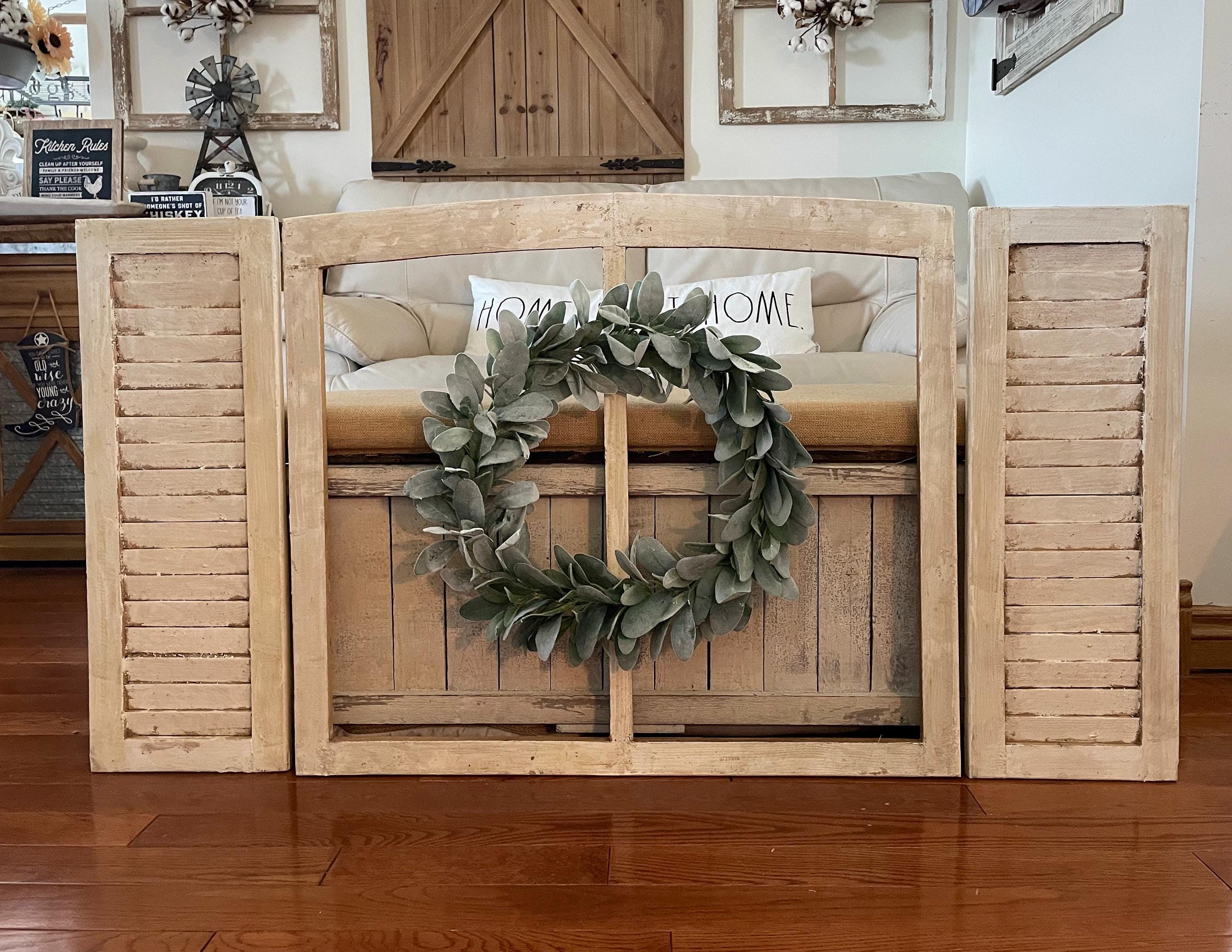 In The Country Style: Timeless Designs for Today's Home