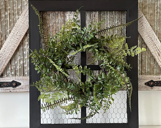 Rustic Farmhouse Wood /chicken Wire Wall Decor Including Wreath Etsy