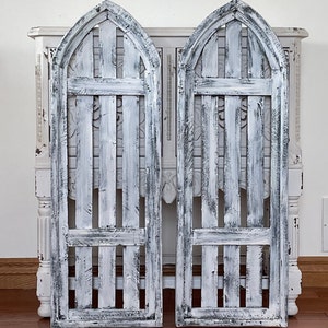 Décoration murale en bois avec arche cathédrale en bois de ferme rustique