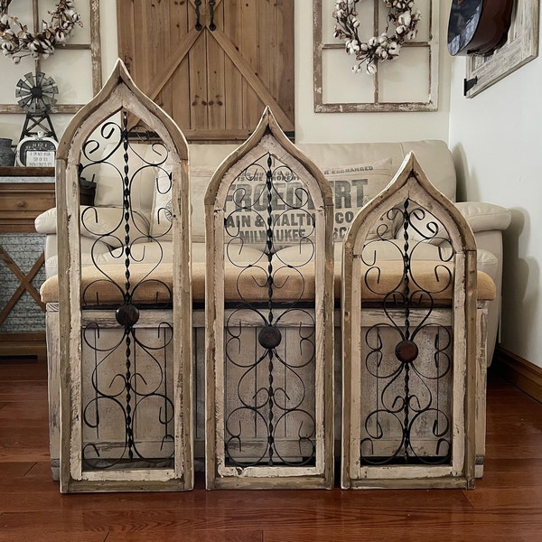 Very Rustic Farmhouse Cathedral Arch Wood And Metal Wall Decor