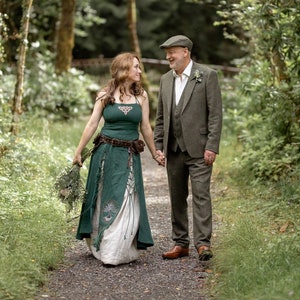 AIDEN Fantasy Dress, 100% Linen,  Elven Wedding Dress, Pagan Wedding Dress, Celtic Wedding Dress, Renaissance Wedding Dress, Castle wedding