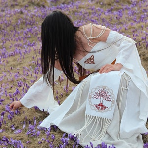 MAEVE Norse Pagan Dress, 100% Linen, Viking Costume, Elven Dress, Viking Dress, Celtic Dress, Viking Dress, Tree of Life embroidery