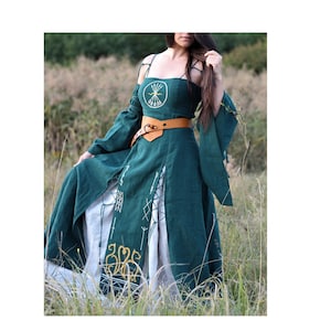 EIR Custom Dress with Custom Embroidery, Elven Dress, Fantasy Clothing