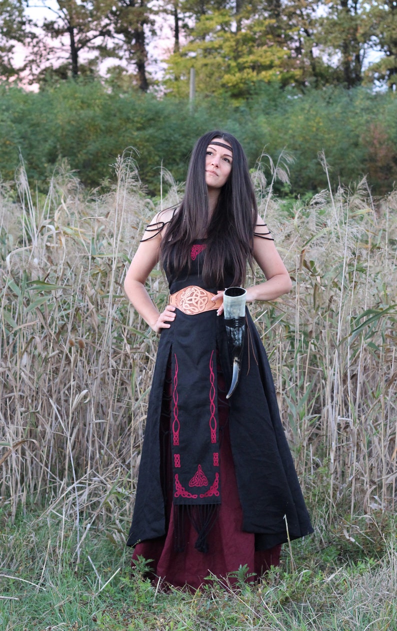 Celtic Dress Viking Wedding Dress Goth Clothing - Etsy