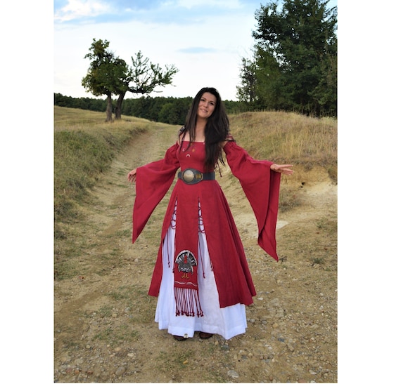 ERENAY Ren Faire Costume, 100% Linen, Ren Faire Dress, Red Pagan Dress, Ren  Faire Costume, Fairy Costume Women, Fantasy Clothing, Fantasy - Etsy Denmark