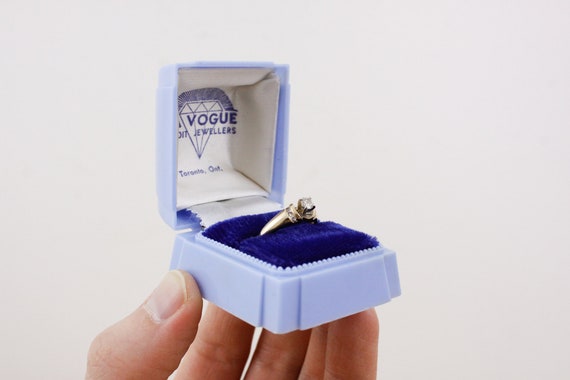 vintage wedding ring box