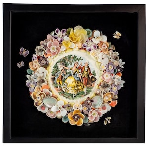 Shadow Box 7 - shells and shell flowers around a porcelain plate scene