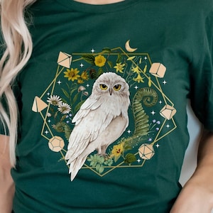 MAGLIETTA DND OWL, Dadi gufo, Famiglio gufo, Dadi della foresta, Maglietta Owlbear, Maglietta Dnd donna, Maglietta gufo, Maglietta Owlbear, Set di taglie gufo