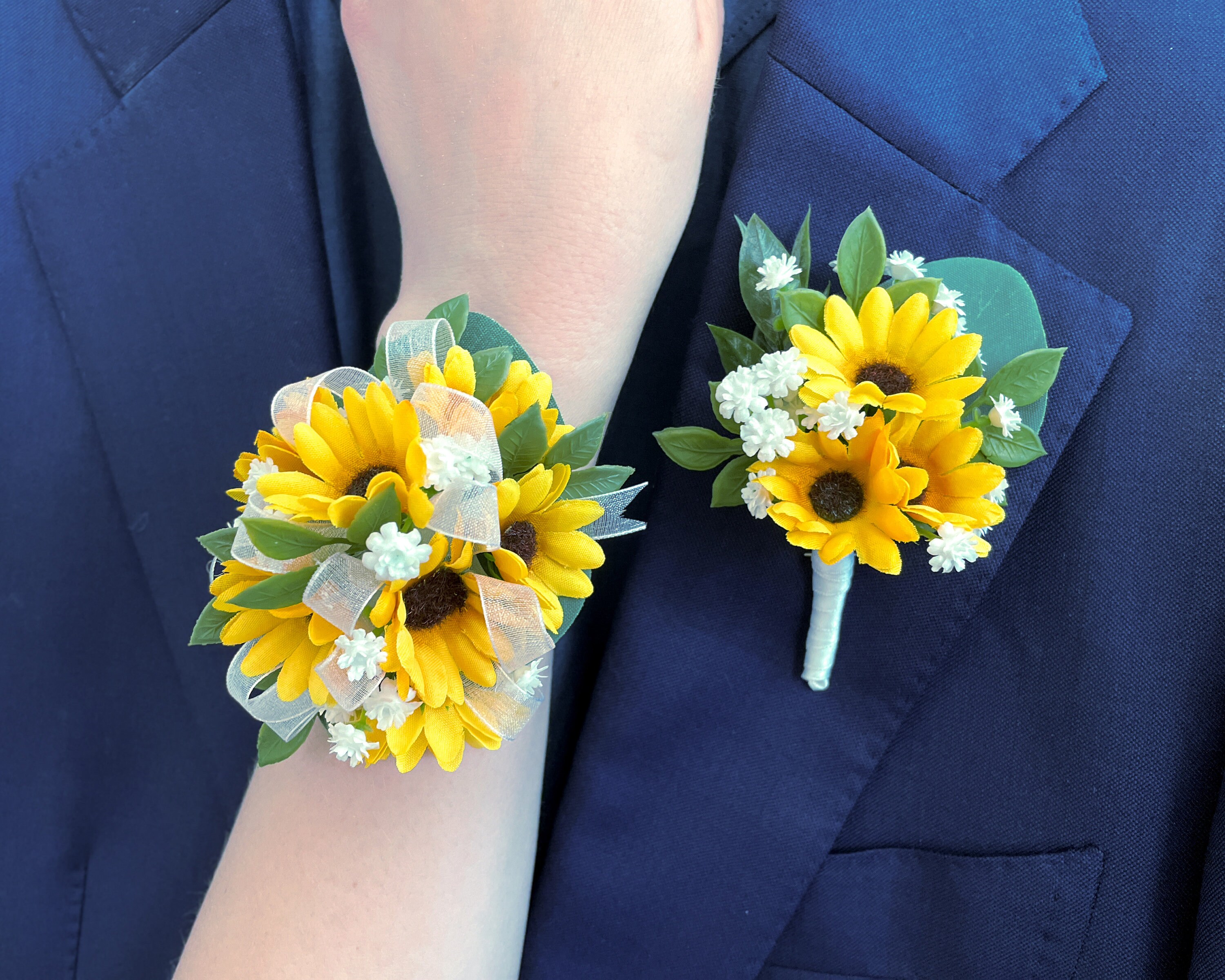 Sunflower Corsage Sunflower Boutonniere Set Wedding Summer Etsy