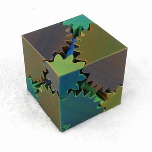3D Printed Gear Cube - Stress Relief and Fidget Toy