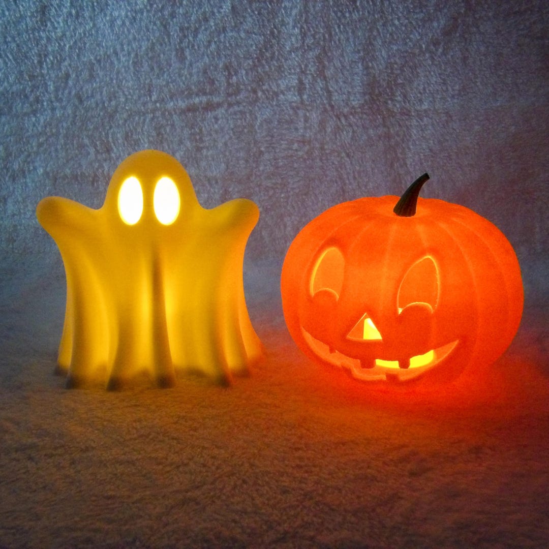 3D Printed Glowing Ghost or Pumpkin - Halloween LED Decor - Etsy UK