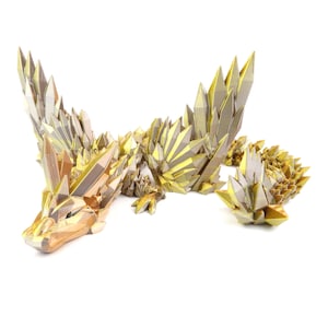 Crystal Wing Dragon | 3D Printed Articulated Fidget | Fantasy Dragon Toy | Poseable Crystal Dragon | Sensory Desk Figurine | Gift Idea
