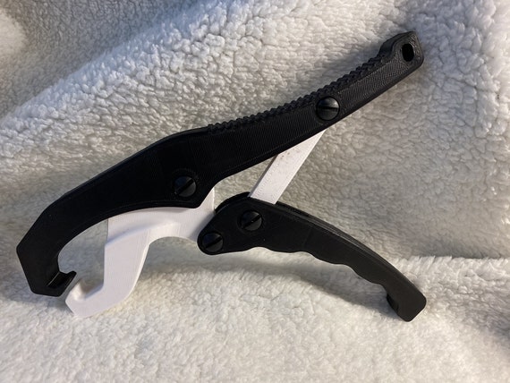 3D Printed Fishing Pliers Lip Gripper Holder Lightweight and It Will Not  Sink -  Canada
