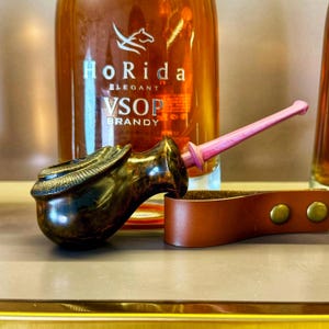 Beautiful buttocks/Peach hips Freehands tobacco Briar Pipe ,Brown sandblasted,3 mm filter,Gift for smoker,Just one.