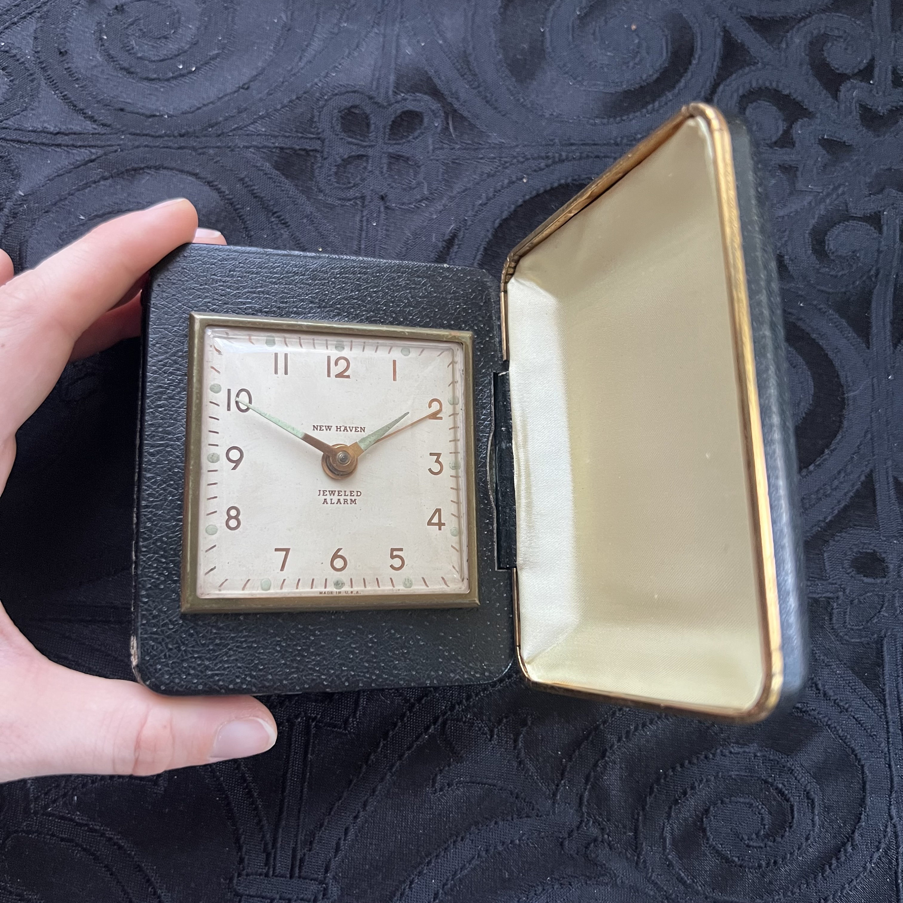 Awesome Radioactive Vintage New Haven Jeweled Alarm Wind-up