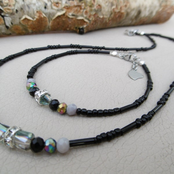 Perlenkette schwarz,Choker,Halskette mit Glitzersteinen und schwarzen Glasperlen,elegante Halskette für Abendgarderobe oder Alttag,Schmuck