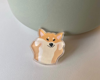 Lindo y descarado shiba inu acrílico pin transparente