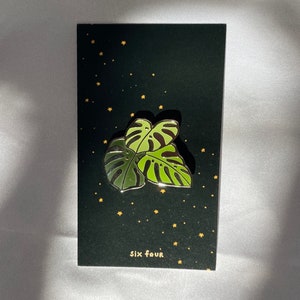 monstera deliciosa plant leaf gold enamel pin [IN STOCK!!]