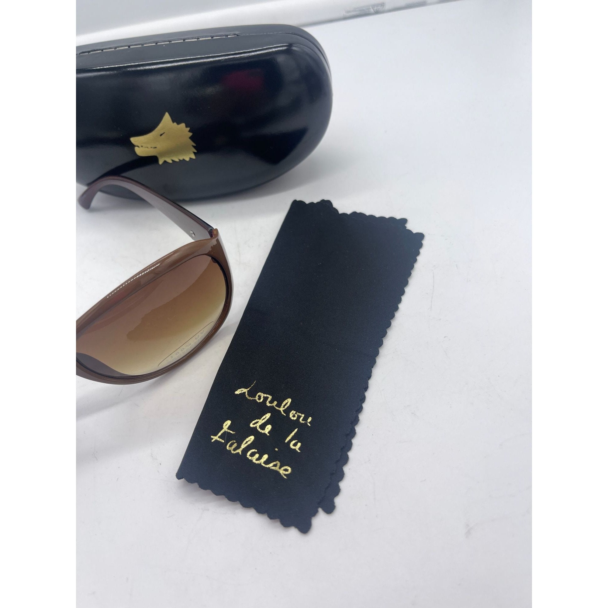 Loulou de la Falaise Lucite Sunglasses with Case and Cloth Loulou De La Falaise Lucite Sunglasses With Case and Cloth  main image 2