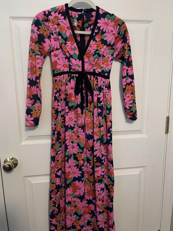 Vintage 1970s Young Dimensions Saks Fifth Avenue Floral Maxi Dress Rare