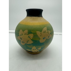 Vintage Bennet Welsh Pacific Stoneware Vase Signed