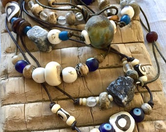 WILD / Mezcla cuidadosamente seleccionada de componentes de joyería en tonos degradados - collares degradados - disponibles a través del menú desplegable - seleccione entre las opciones disponibles.