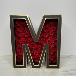 Lettres 3D fleuries, fleurs en papier, Saint-Valentin.