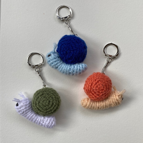 Crochet Snail Keychain, Crocheted Keychain, Snail Stuffed Animal, Crochet Snail, Mini Snail