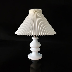 Vintage Danish Table Lamp with Le Klint Shade -  Mid Century Modern Design by Per Lütken & Sidse Werner 70s  Holmegaard