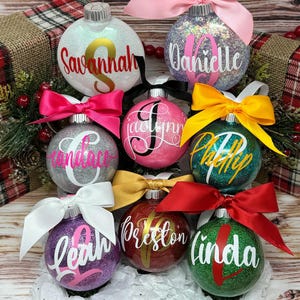 Personalized Ornaments, 8 fonts, 40 colors options, Ornament exchange gift; Christmas gift for kids; Gift for family, Christmas Tree decor
