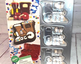 Mini Locomotive Wilton 1993 Cake Pan | Unused
