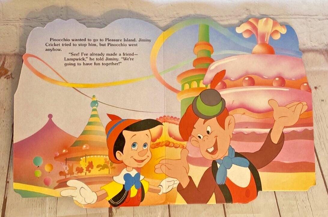 絵本・児童書 WALT DISNEY PINOCCHIO ON PLEASURE  Walt Disney Pinocchio On Pleasure Island Cardboard Book - Etsy 日本